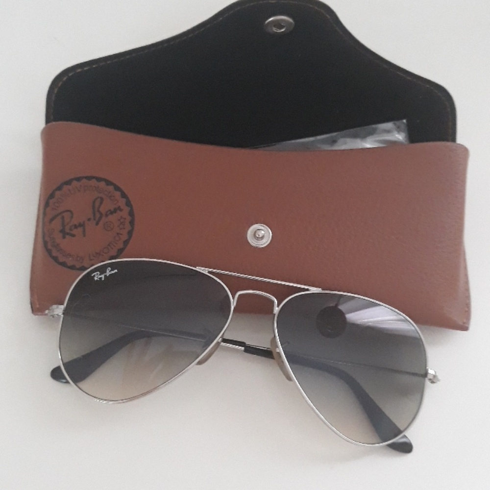 Silver raybans